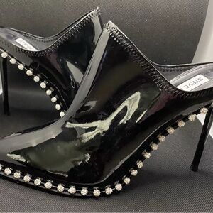 Steve Madden size 6 heels